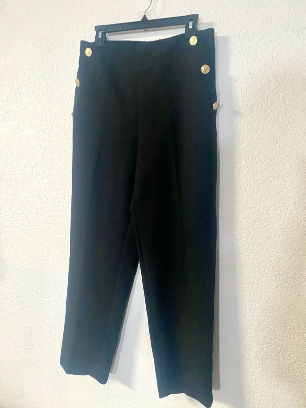 Zara women’s Black High waisted Office Straight leg semi cropped 27” Trousers